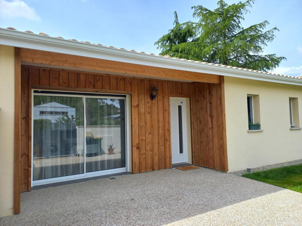C La Belle Vie Hotel Pessac Luaran gambar