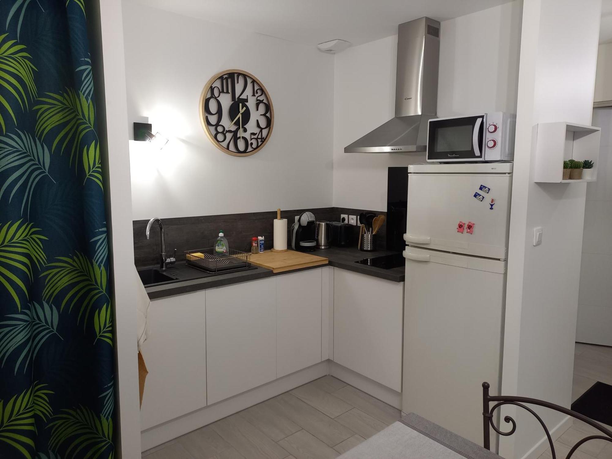 C La Belle Vie Hotel Pessac Bilik gambar
