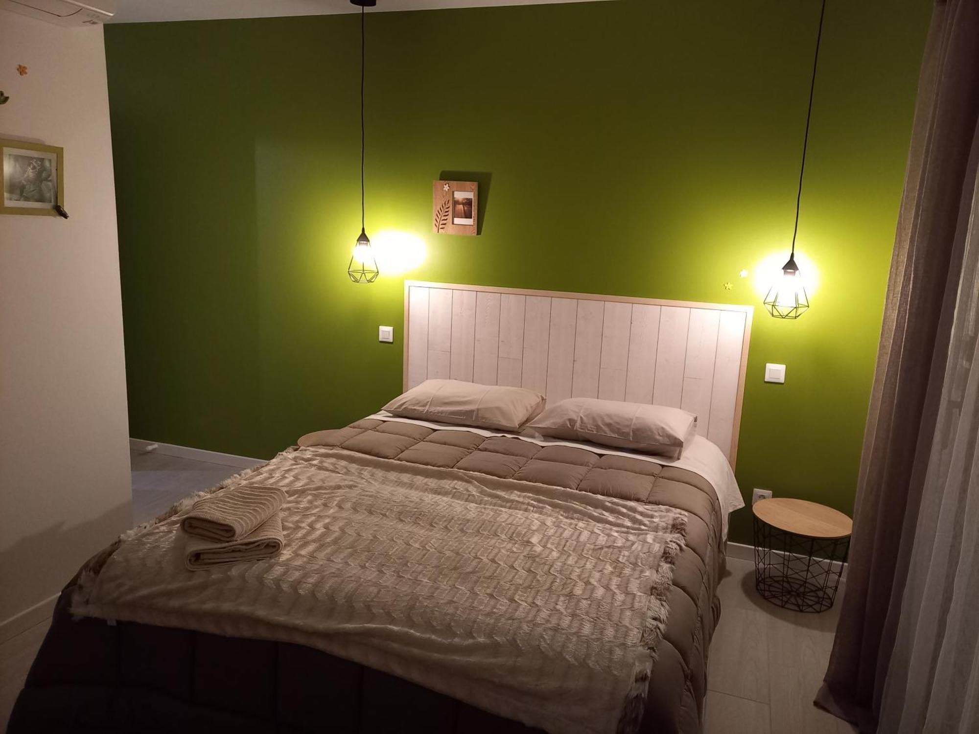 C La Belle Vie Hotel Pessac Bilik gambar